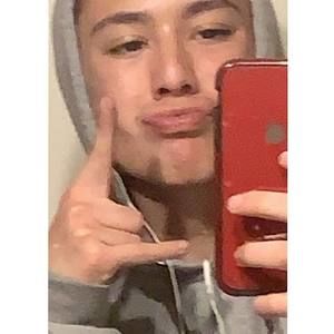 Meet your Posher, Colby